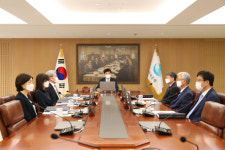 [속보] 한은, 기준금리 연 0.50% 동결···부동산 과열 우려했나