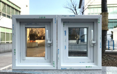 산 깎아 설치할 필요 없이...유리창 이용해 태양광발전