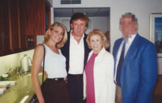 강제로 내 몸 만져 트럼프, 또 성추문···26번째 의혹 제기