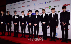크래비티, 훈훈한 비주얼