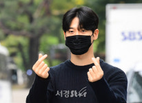 레떼아모르 김성식, 훈남의 하트
