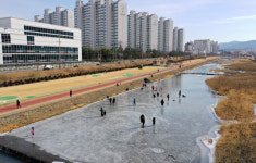 연이은 한파...썰매장된 경산 남천