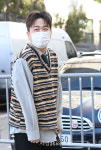 박현빈, 환하게 인사