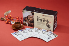 닭발을 약재로 활용한 ‘옻이랑 닭발 진액 골드’