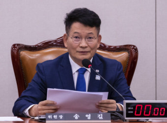 송영길, '故 백기완 조롱 논란' 윤서인 직격 