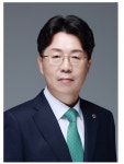 김동석 대개협 회장 일상적 규제 받는 의료계, 면허 취소 요건 강화는 역차별