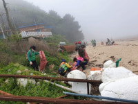 경기도, 화성시와 함께‘깨끗한 바다 만들기’···입파도 연안정화 활동