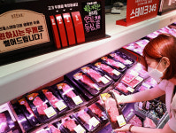 고기로 몸 보신···롯데마트, 프라임 등급 소고기 반값 할인 [쇼핑카트]