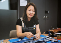 [지구용]버려진 커피콩 자루, 패션템이 되다