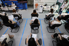 부산시, 예방접종 사각지대 ‘단기 체류 선원’ 얀센 접종 추진