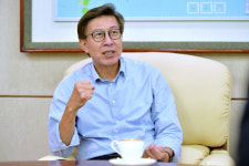 박형준 부산시장, 낙동강 파크시티 조성·서부산의료원 건립 논의