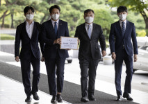 이재명 캠프, 곽상도 고발···아들 50억 퇴직금? 로또대유