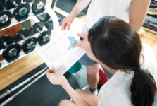 체지방 30% 여자 더 좋아 여성회원에 암컷 칭한 헬스장 대표