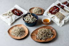 황토가마로 말리니 세균 쏙 맛·영양 쑥