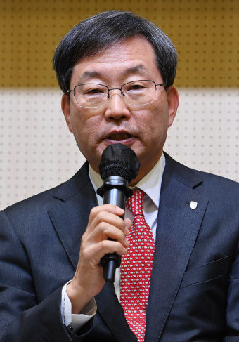 정진택 고려대 총장 