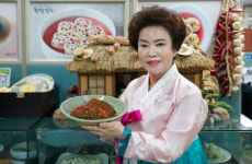 명장 김치 썩은 배추 논란…김순자 식품명인 자격 취소