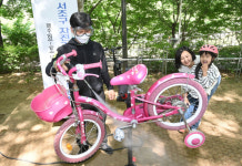 서초구 무료 자전거 세차장 운영…봄 맞아 자전거 씻으세요