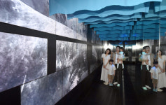 서울스카이 5주년 기념 미디어아트 특별전 나는 고래