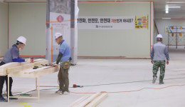 신규확진 7000명대…14일 연속 1만명 ↓