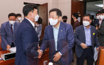 이준석·이철규 격돌 “尹 잘못 보좌”vs“尹이 당원 대변”
