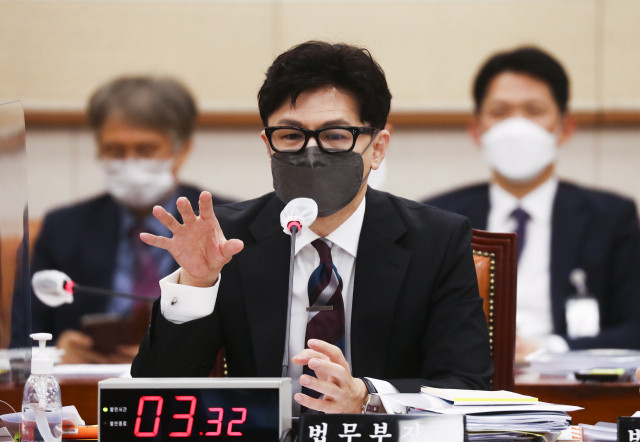 국정조사에 출장 부재한 정권현 사임, 윤석열 탄핵으로 정치 상황 긴장