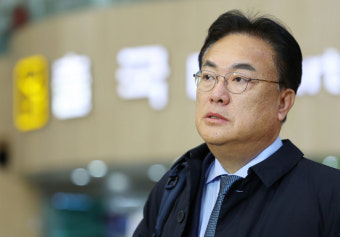 與 전당대회 과열에 정진석 “우리는 모두 친윤” 수습 진땀