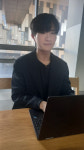 시각 대신 공감력으로 현대인 아픔 보듬죠