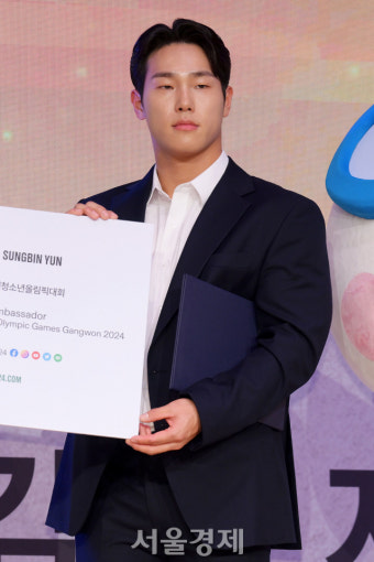 윤성빈, 가려지지 않는 피지컬 [SE포토]