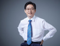 김경수 전 경남도지사 영국 유학길 오른다