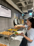 반찬 스무개에 이 가격 실화?…가성비 뷔페, 어디 또 있나요
