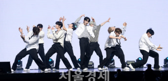 워너원·엑스원 이은 엠넷 오디션 아이돌 '제로베이스원', '인 블룸'으로 보이 그룹 선두 될까 (종합) [SE현장]