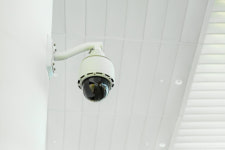 동의 없이 설치된 CCTV 비닐로 가리면 업무방해? 법원 판단은…