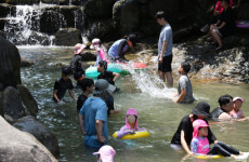 피서는 계곡에서