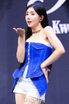 권은비 