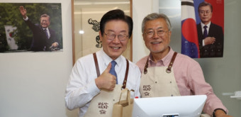 [속보] 문재인 전 대통령, 오후 3시 30분 이재명 민주당 대표 병문안…비공개 면담