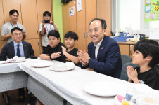 지역아동센터 찾은 추경호…보육 인프라 예산 확대 강조