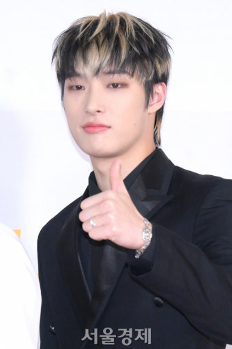 에이티즈 민기, 나는 달리거나 넘어지거나 둘 중 하나야 [SE포토]