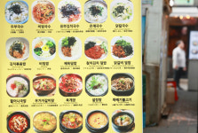 밥은 먹어야죠…직장인은 한식뷔페 대학생은 천원의 아침밥에 몰리는 짠내나는 고물가 풍경