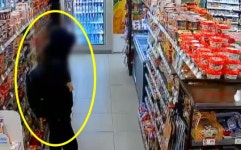 무인 편의점 털려다 출입문 철컹…잡고 보니 지명수배범