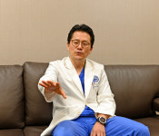 "이제 마음껏 달려도 돼" 딱딱하게 굳은 폐, 새 숨길 불어넣는 의사 [메디컬 인사이드]