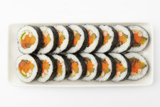 김밥 한줄은 기별도 안 가는데 한숨…김밥·비빔밥 가격 또 올랐다