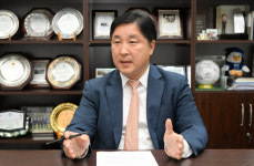[로펌 전국시대] 정대정 중부로 대표변호사 “금융분야서  성장…준법감시 등으로 영역 확장