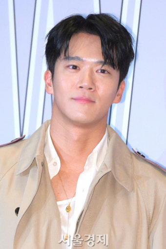 하석진, 내 인생에 뛰어든 행복 1톤 [SE포토]