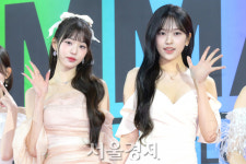 아이브 장원영·안유진, '안녕즈' [SE포토]