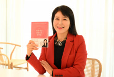 [북스& - 인터뷰] "매장 1000곳 상상하고 일관된 이미지 만들었죠"