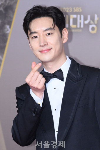 이제훈, 하트에 심쿵! [SE포토]