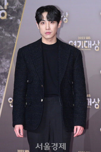 이준, 시크한 눈빛 [SE포토]