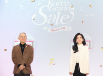 유인촌·이부진 명동 찾아 코리아그랜드세일 2000만 관광객 시동