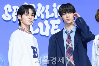 투어스 한진·도훈, 확신의 비주얼 센터  [SE포토]