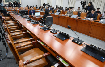 대통령실 경호처 현안 관련 질의 예정됐던 국회 운영위…여당 불참